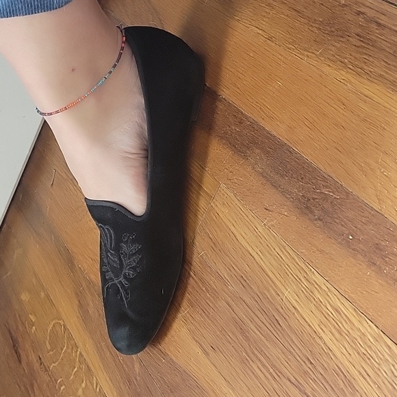 Vionic Women's Black Embroidered Slip-On Flats - Picture 11 of 12